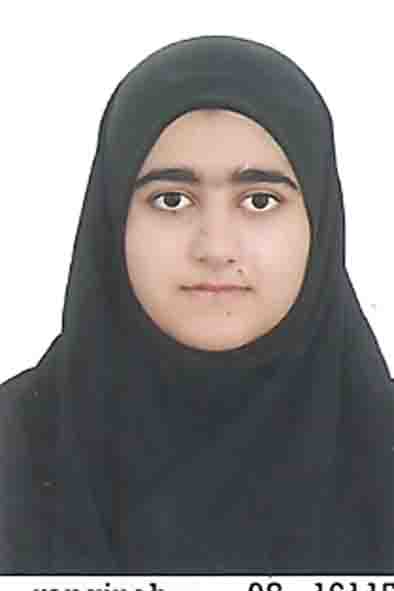 گفت و گو با زینب آزادمنش ، قهرمان پیشرفت دوازدهم انسانی