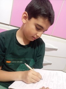 مصاحبه دانش اموز محمدحسان فردوسی پایه‌ی پنجم از تبریز