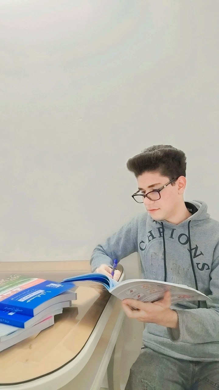 گفت و گو با محمدیاسین رئوفی  - پاسخ صحیح پانصدسوال