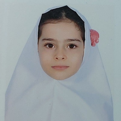 گفت وگو با آوا ویسی  پایه‌ی  سوم قهرمان پیشرفت از مشیریه