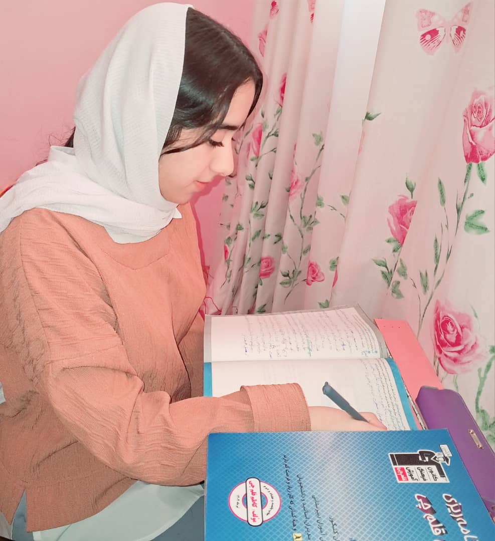 گفت و گو با سارا شفیعی:قهرمان پیوستگی هشتم