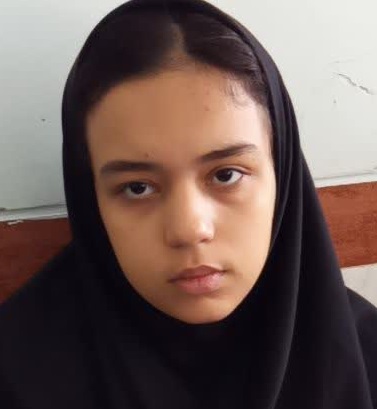 گفتگو و مصاحبه با سارا موسوی دانش آموز برتر از شهر ملکان.