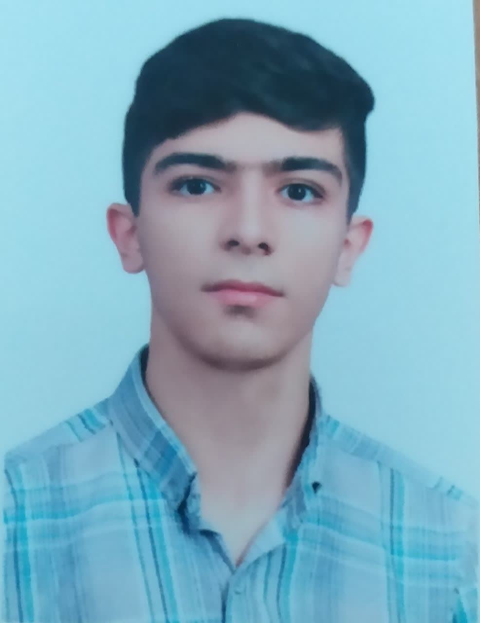 گفتگو با مهدی عظیمی؛ قهرمان پاییز یازدهم تجربی از هرسین