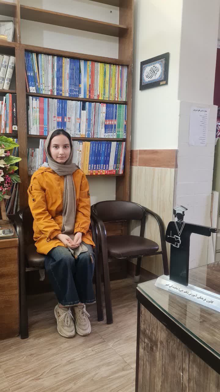 مصاحبه با النا حسن خانی عضو قهرمانان تابستان