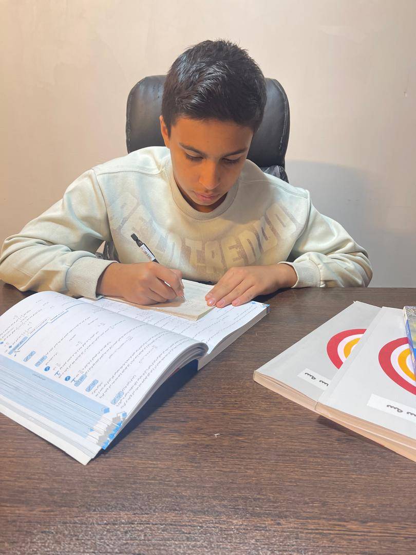 گفتگو با آرین عابدی پایه نهم قهرمان پاییزآباده