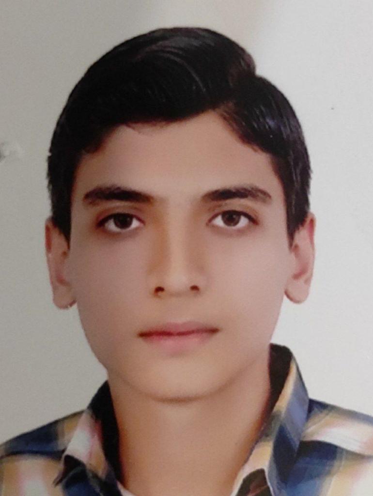 گفتگو با امیرمحمدمخدومی پایه دوازدهم ریاضی قهرمان پاییز از سنندج