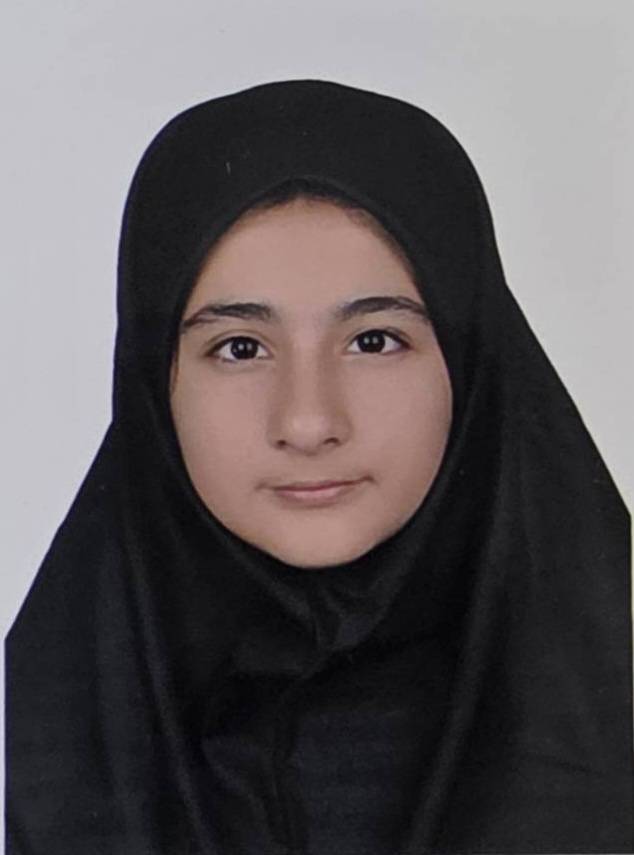 گفت و گو با دانش اموز ستیلا پیکانی قهرمان پیوستگی پایه هفتم