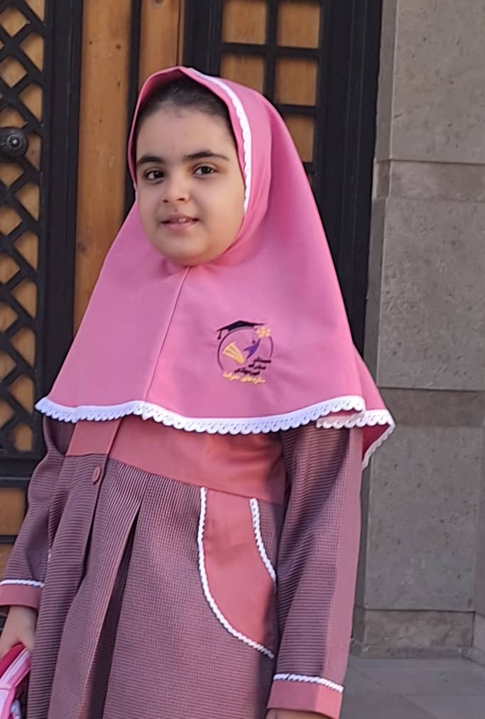 گفتگو با یاسمین غفاری پایه سوم قهرمان پیوستگی در پائیز