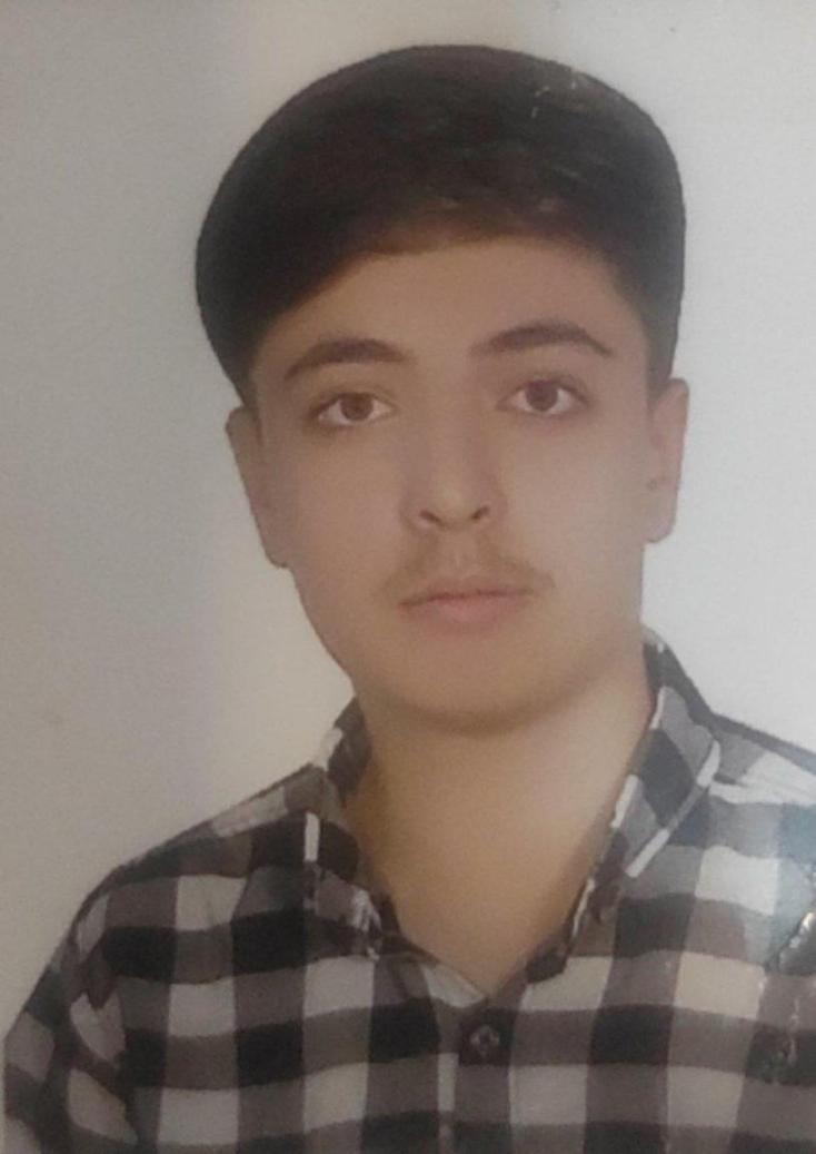 گفتگو با  صهیب گنجی یازدهم تجربی قهرمان پاییز از سنندج