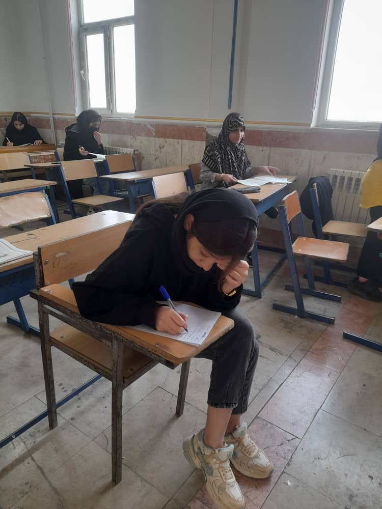 قهرمان پیوستگی اسرا امیری دوازدهم انسانی