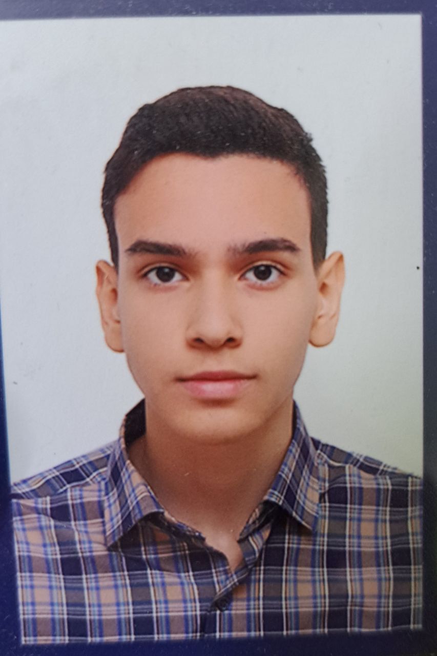 گفتگو با امیرعلی رضی قهرمان پیوستگی دوازدهم ریاضی