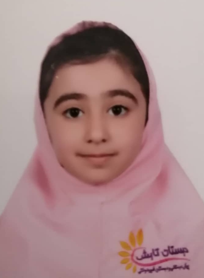 مصاحبه با نیکا حسینی مقدم؛ دانش‌آموز پایه ششم از شیراز