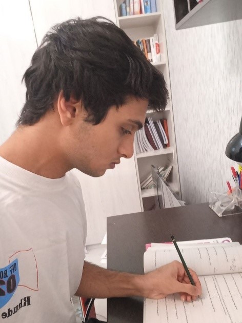 گفت‌وگو با ماهان منهویی گوراجوبی دوازدهم ریاضی از کرمانشاه