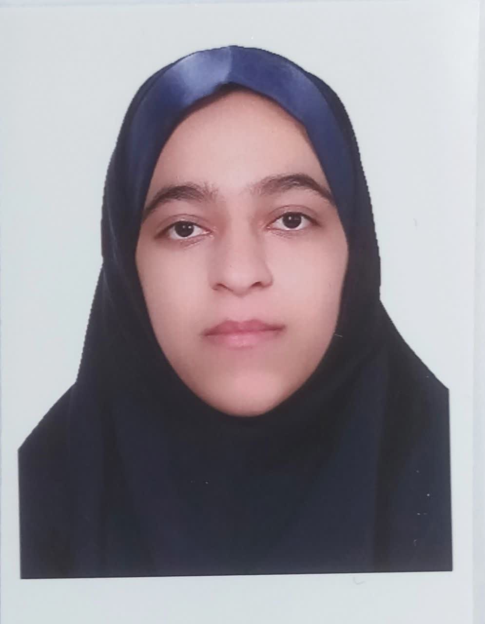 گفتگو با مائده الهی دانش اموز برتر از شاهین شهر