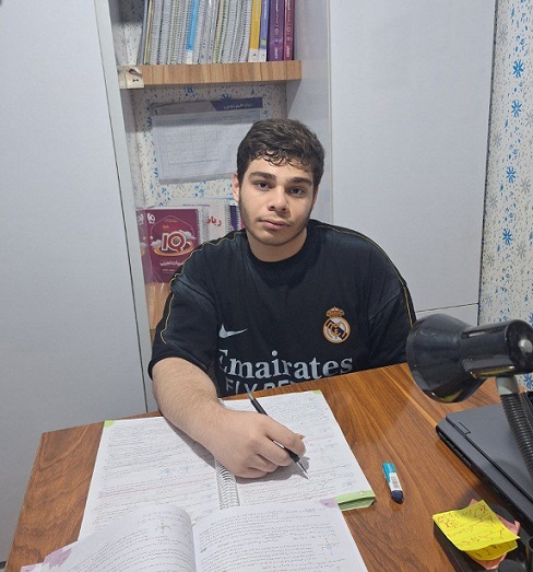 مصاحبه با امیرعلی باغنده، دوازدهم تجربی از لاهیجان