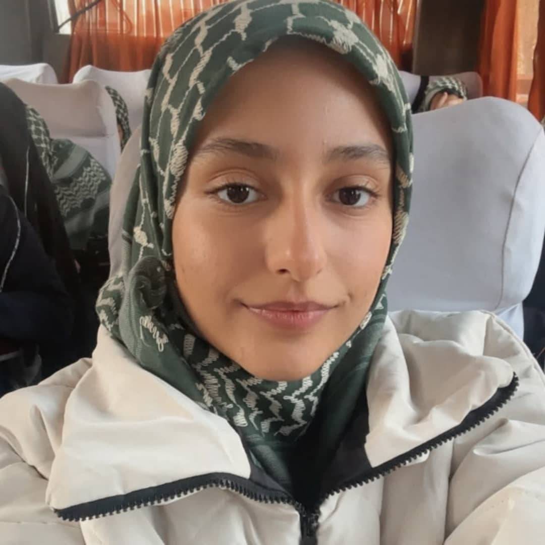 گفت و گو با ثنا جلوخانی قهرمان پیشرفت نهم