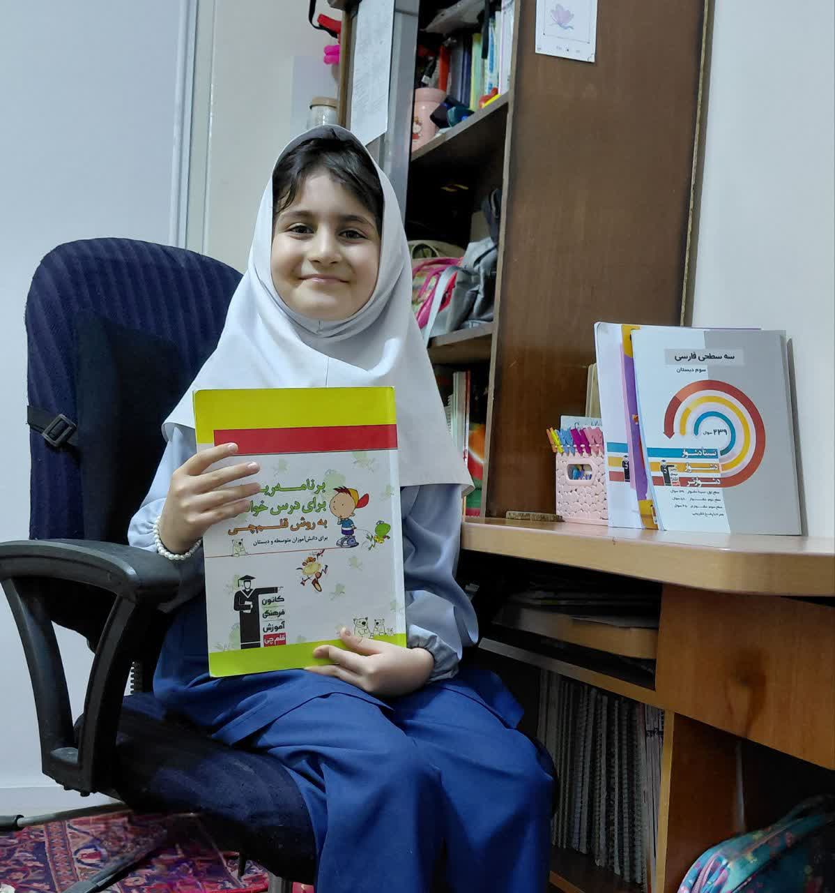 گفت وگو با تارا محمدی عضو قهرمانان مهر و آبان سوم از میانه