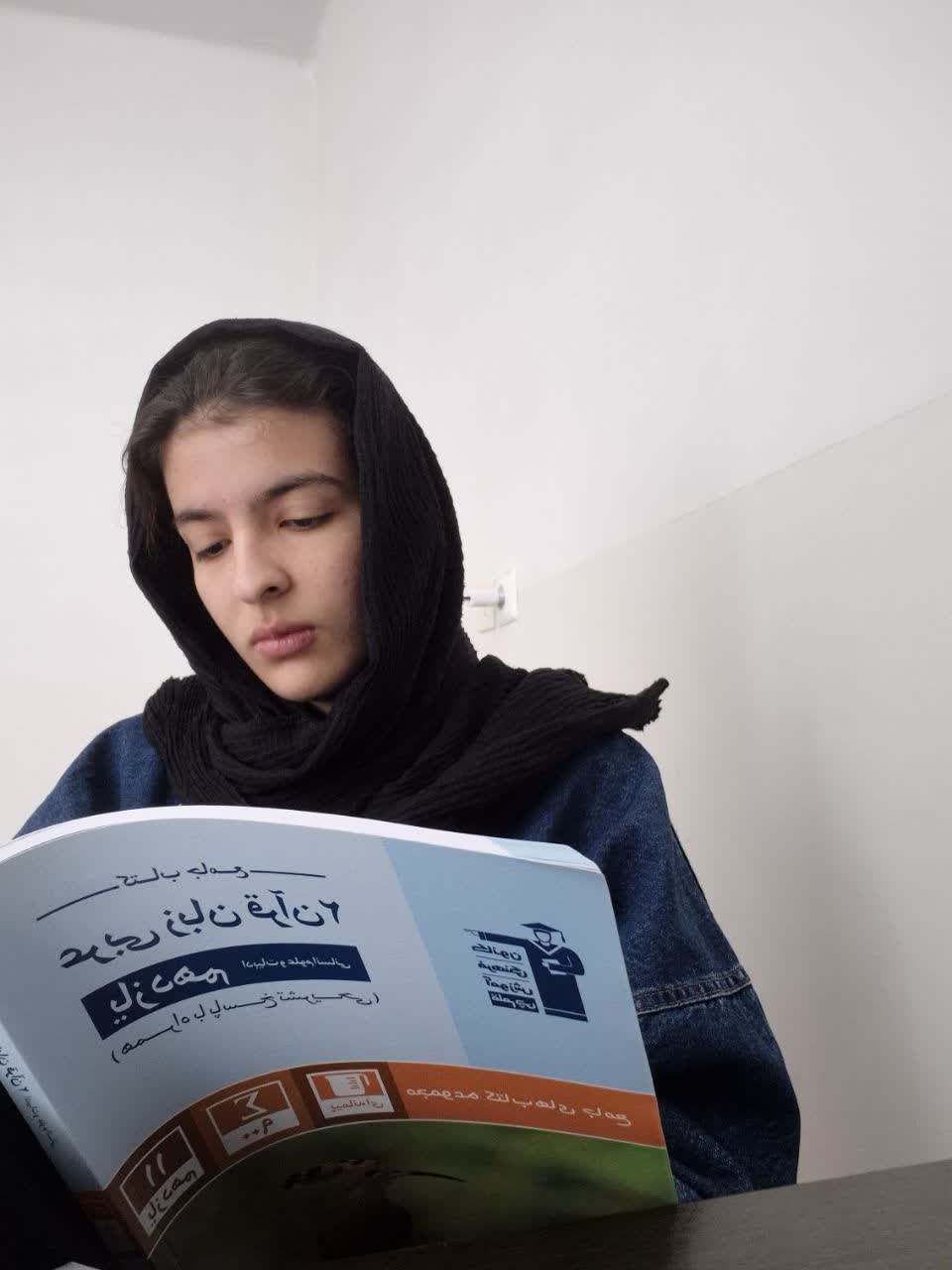 گفتگو با ناهید جباری؛عضو باشگاه پانصدتایی هاازشهربابک