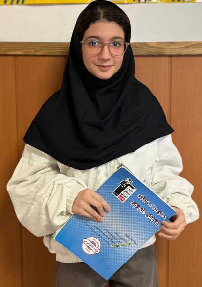 ریحانه اسدی:آزمون‌های مشابه برای جمع بندی بسیار مناسب هستند