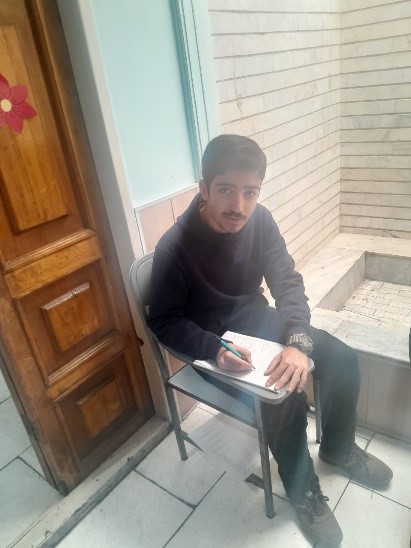 مصاحبه دانش اموزامیررضا صیفی یازدهم ریاضی از تبریز