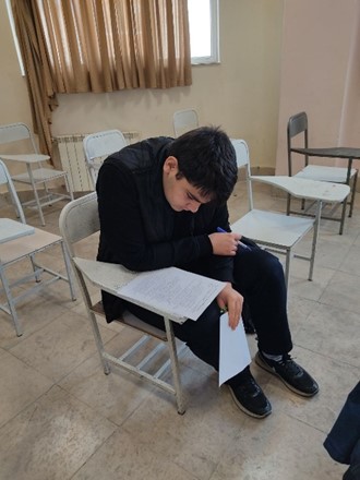 مصاحبه با امیرمحمد حق نیا  دانش آموز یازدهم تجربی از  تبریز