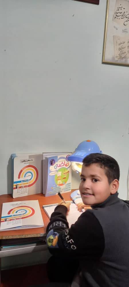 گفتگو با محمدطاها دانشور پایه ششم قهرمان پاییزآباده