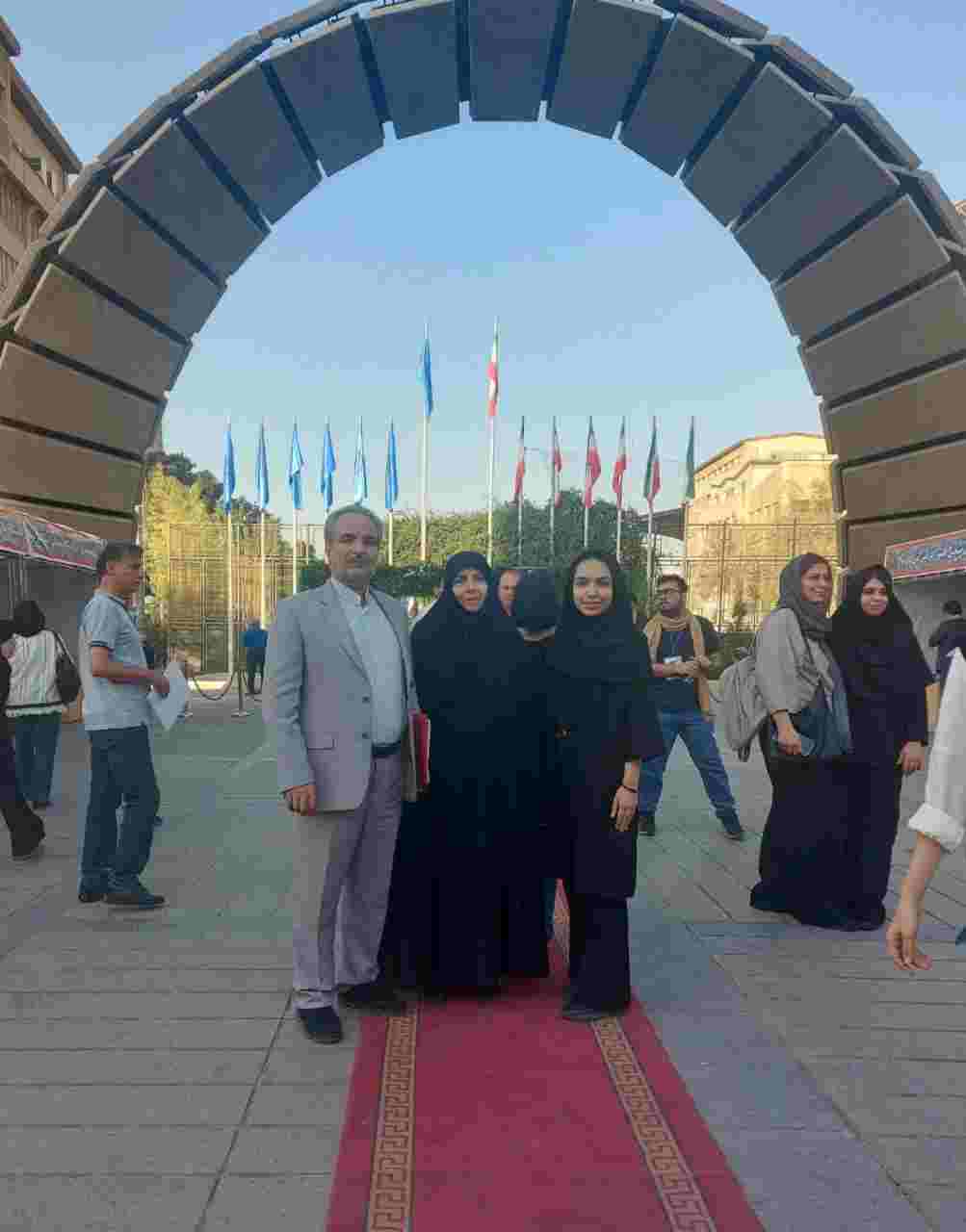 گفتگو با زهرا جمور پشتیبان برتر پایه پنجم دبستان