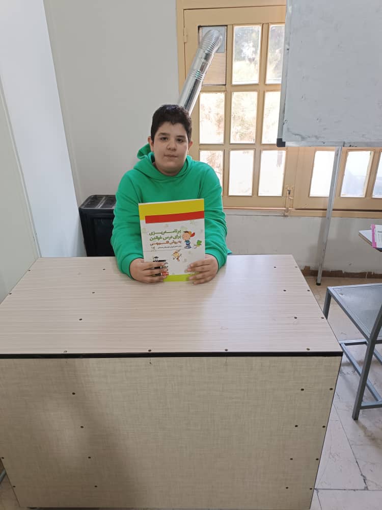 گفتگو با پرهام حق جو پایه ششم قهرمان پیوستگی در پائیز