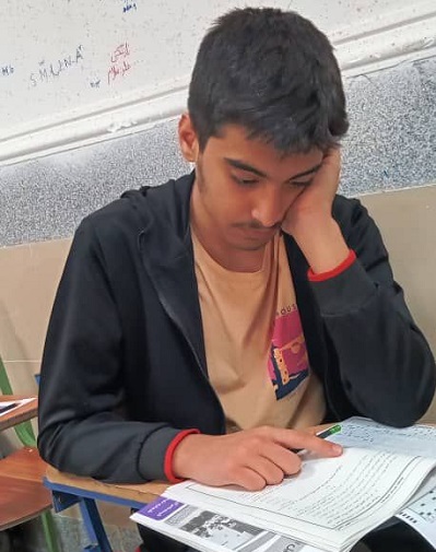 گفت‌وگویی با علی شاکری، دانش‌آموز پایهٔ هشتم با تراز 6495