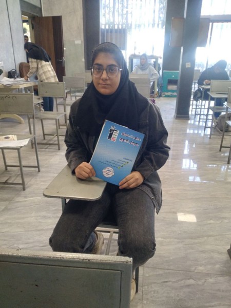 گفتگو با سانیا نخعی پایه 12تجربی قهرمان پیوستگی در پائیز