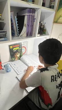 گفت و گو با هوتن افراخته پایه ششم