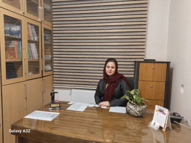 گفتگو با سمیه محمدپور پشتیبان قهرمان پیشرفت درسی متوسطه2