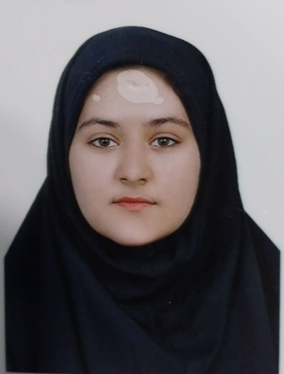 گفت‌وگو با رقیه خسرو آبادی، دانش آموز پرتلاش پایه نهم