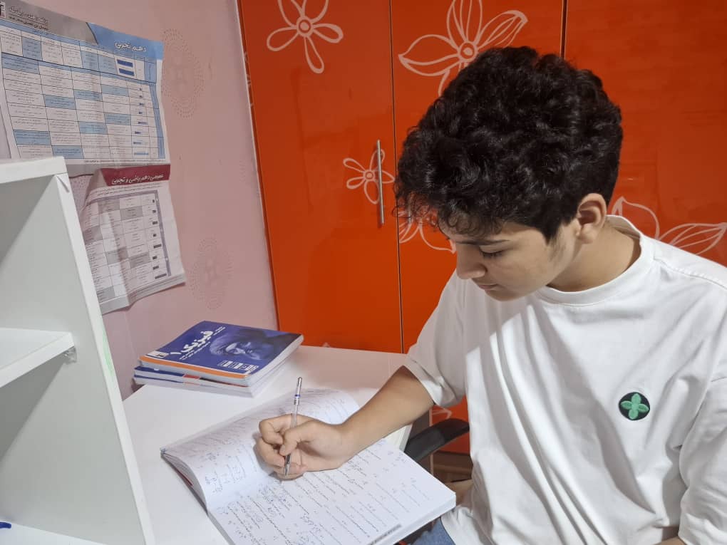 مصاحبه با سیدآرتین جوادی خلخالی نژاد قهرمان پیشرفت در پاییز 1404