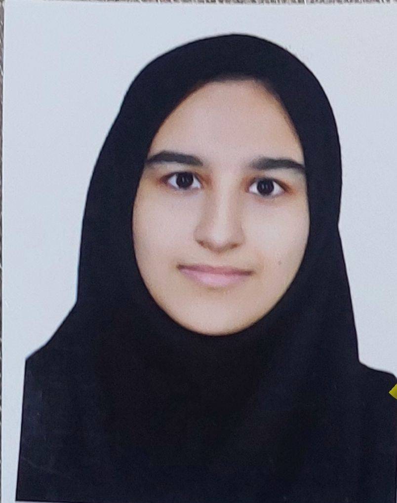 گفتگو با ستایش کریمی؛ پشتیبان قهرمان پیشرفت درسی پایه نهم