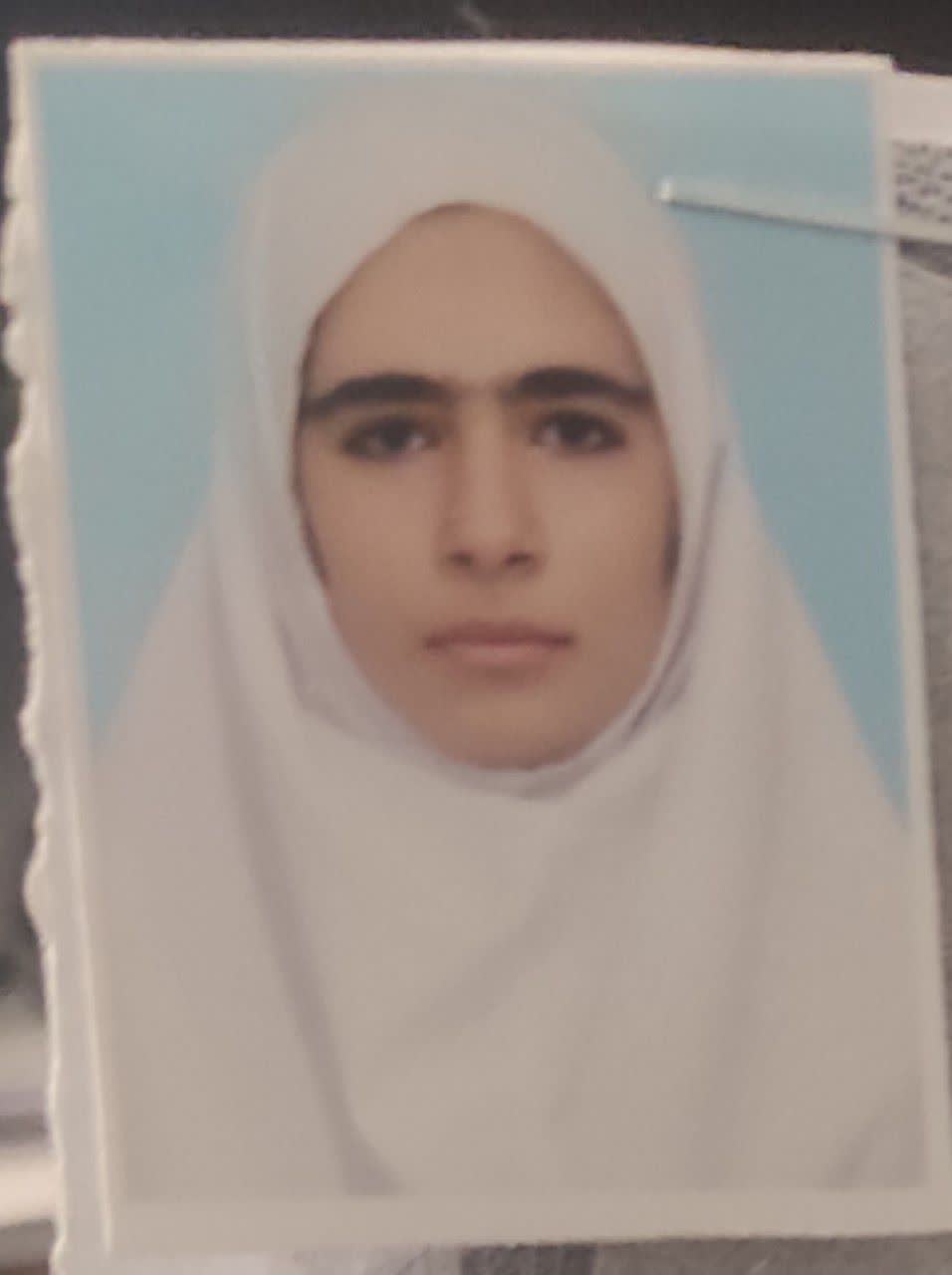 گفت و گو با دانش اموز زهرا آیین پایه ششم  / جیرفت