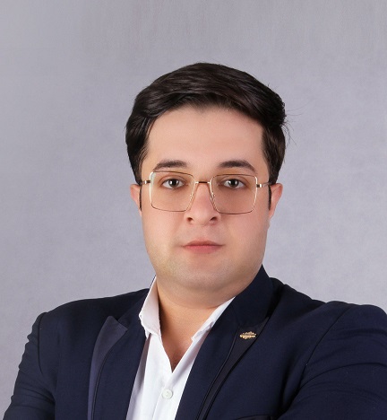 گفت و گو با دکتروحید مانوس زاده پشتیبان قهرمان پیشرفت  ابتدایی