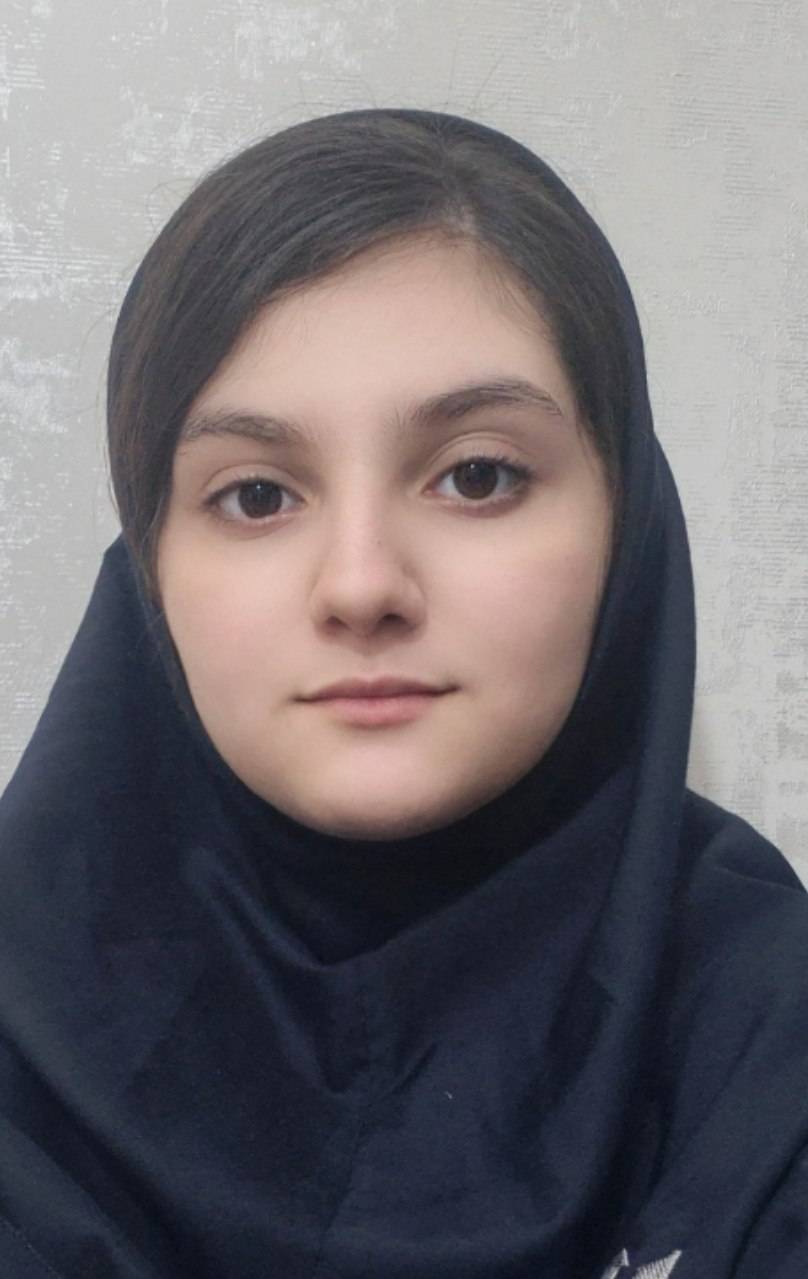 گفت و گو با:نیکا نصری قهرمان پیوستگی پایه دهم تجربی