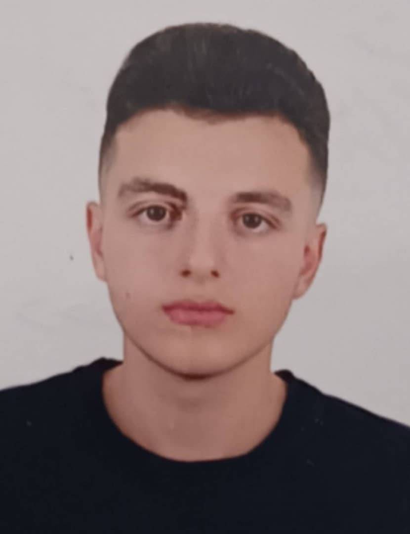 مصاحبه بانیما جعفری برم سبز پایه دهم(کانون قلم چی بهبهان پسران)