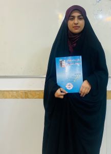 زینب اکبری، قهرمان پیشرفت دوازدهم تجربی از شهرکرد