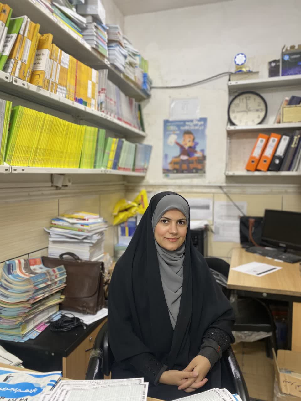 گفتگو با پشتیبان برتر زهرا فرحانی 404 بندرامام