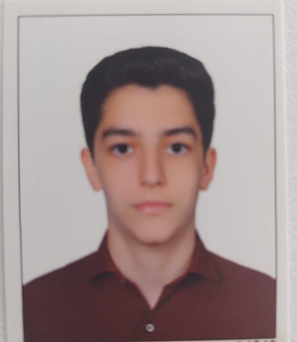 علی فراهانی قهرمان پیوستگی دوازدهم تجربی