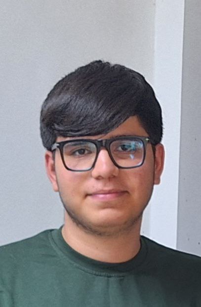 علی دلاوریان قهرمان پیوستگی دوازدهم تجربی