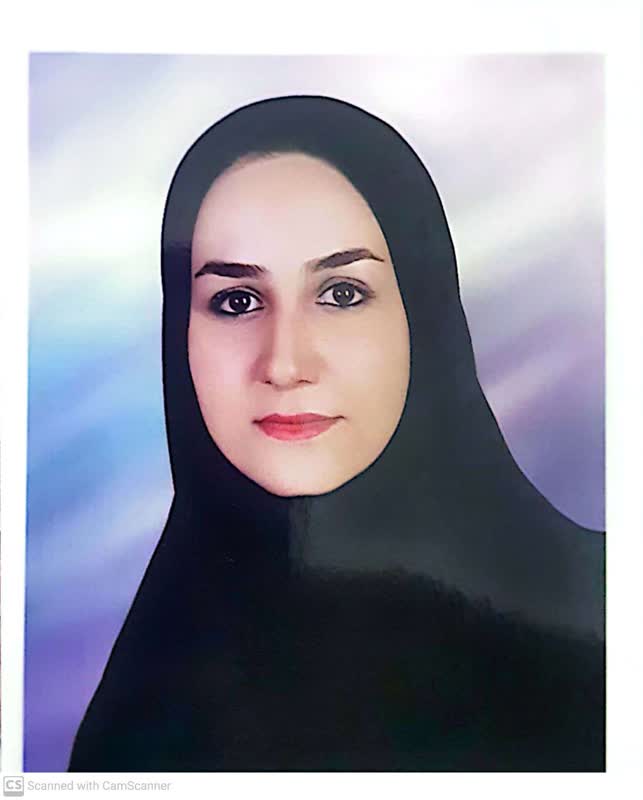 گفت و گو با زهرا علیزاده پشتیبان برتر پیشرفت درسی از خمینی شهر