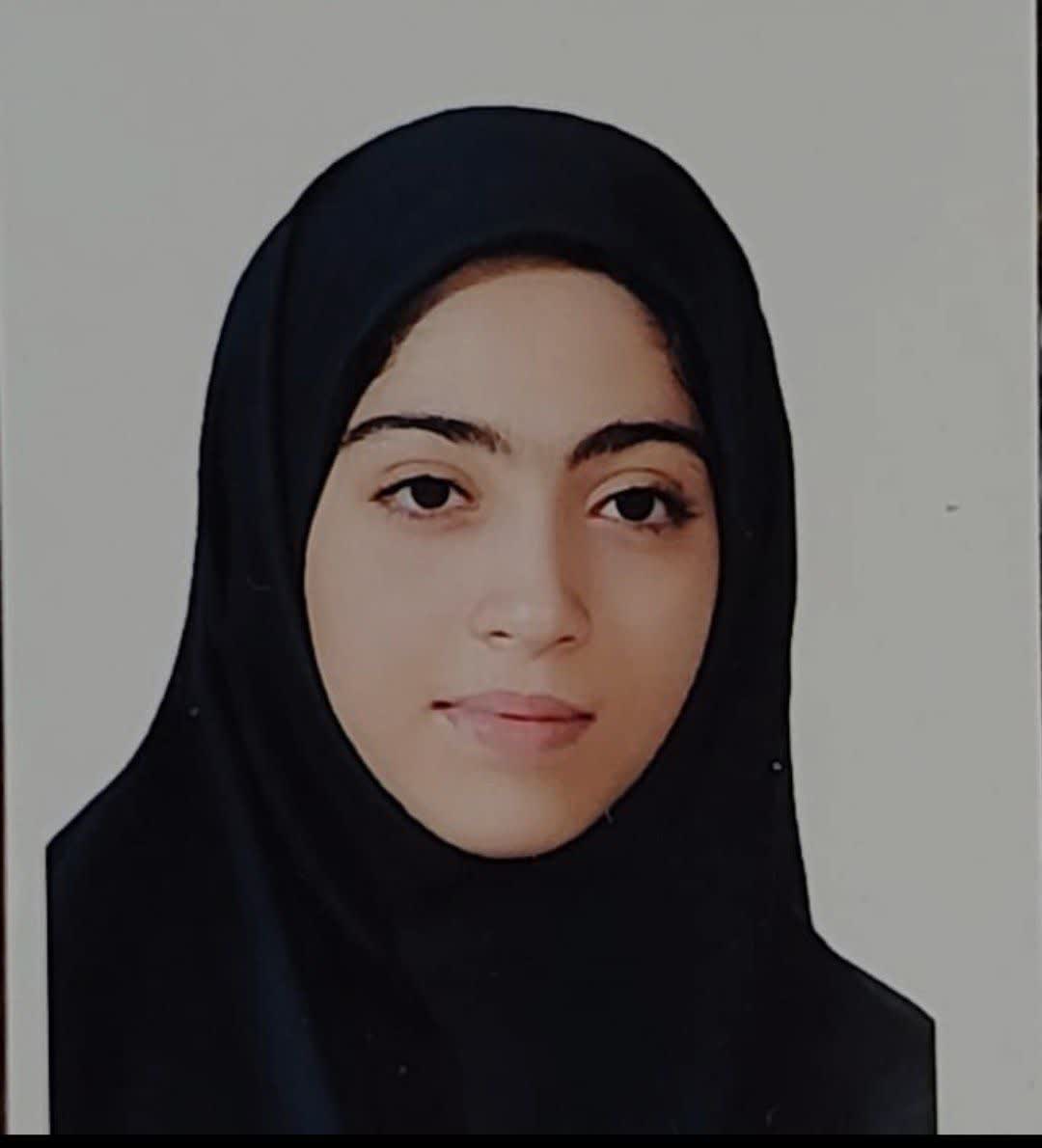 گفت و گو با دیانا سادات اسدیار دانش آموز موفق