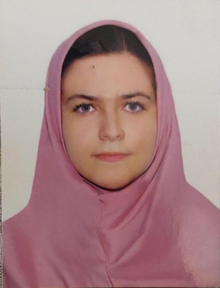 گفتگو با  نوژین گروسی نژاد دهم  تجربی قهرمان پاییز از سنندج