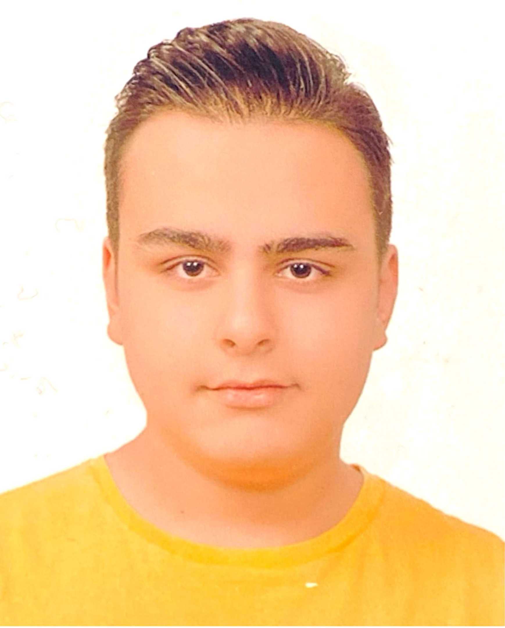 گفتگو با رادبرزین فرهمند پور دانش آموز پرتلاش پایه دهم ریاضی