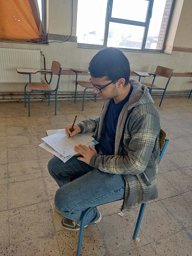 گفتگو با امیرمحمد مقدم  یازدهم تجربی باشگاه 500 تایی از میاندوآب