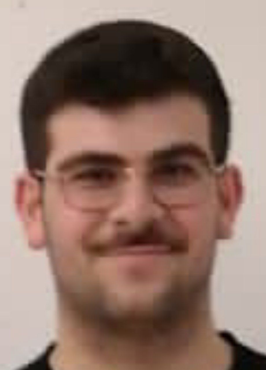 گفت و گو باعرشیا بخشی پور دانشجوی پزشکی دانشگاه شهید بهشتی