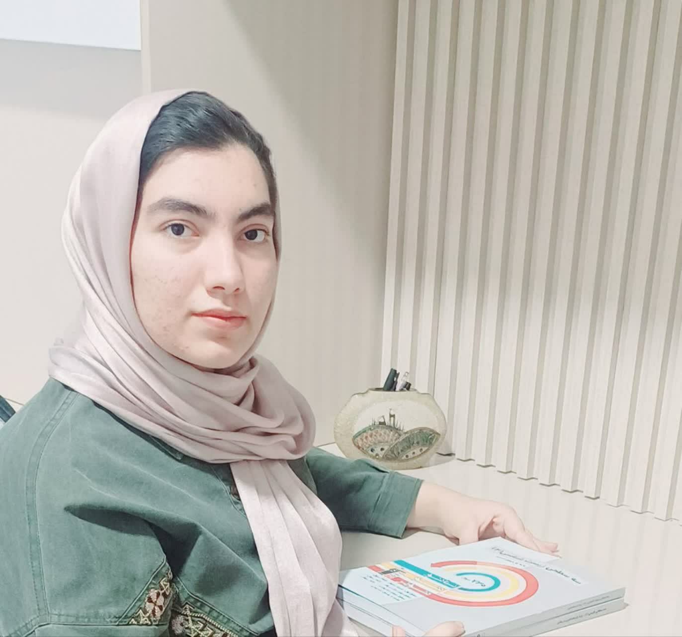 گفتگو با الهه محلاتی؛قهرمان پیشرفت آبان 1404ازشهربابک